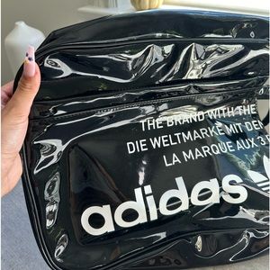 Brand new worn once ! WORKOUT BAG